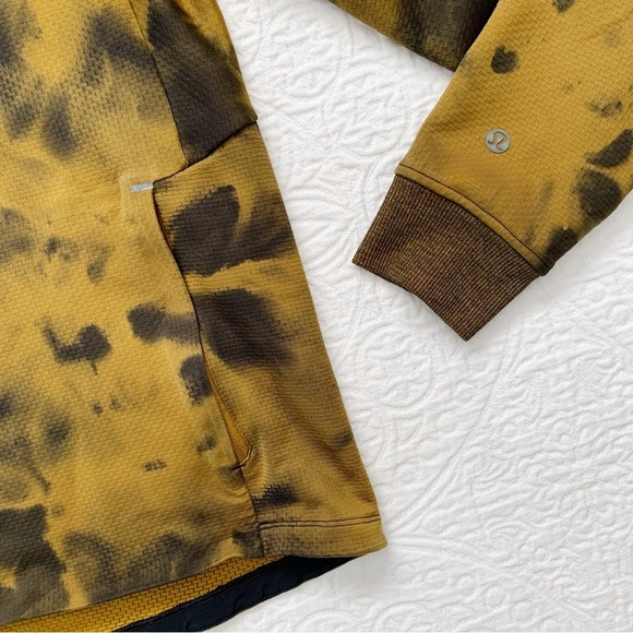 Lululemon Textured‎ Tech Hoodie, Diamond Dye Gold Spice Black - Picture 6 of 9